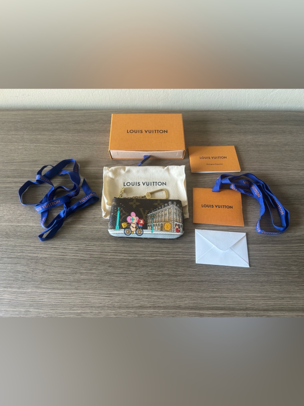 Louis Vuitton Vivienne Animation Key Cles Pouch- Paris LV boutique Place Vendôme - Picture 4 of 15